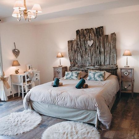 Bed and Breakfast Au Charme D'Antan Feron Екстер'єр фото